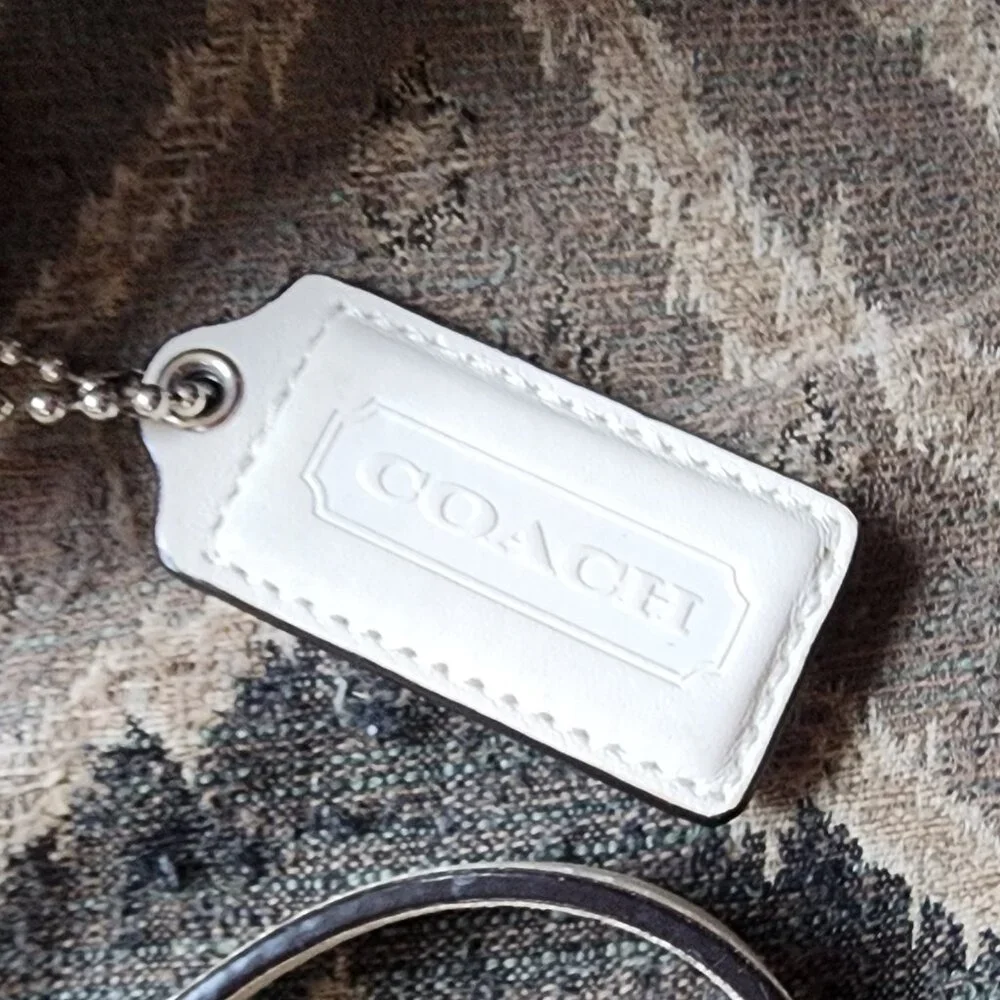 ✅️ Coach Elegant White Leather  Shoulder Bag *Very Rare - Picture 10 of 15